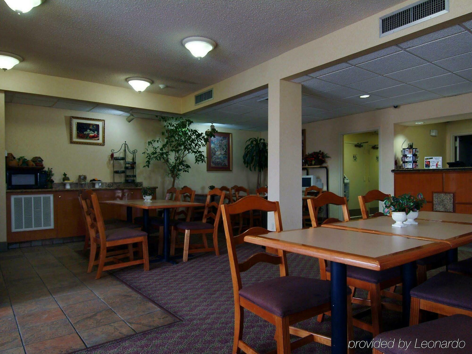 Executive Inn Dallas Ristorante foto